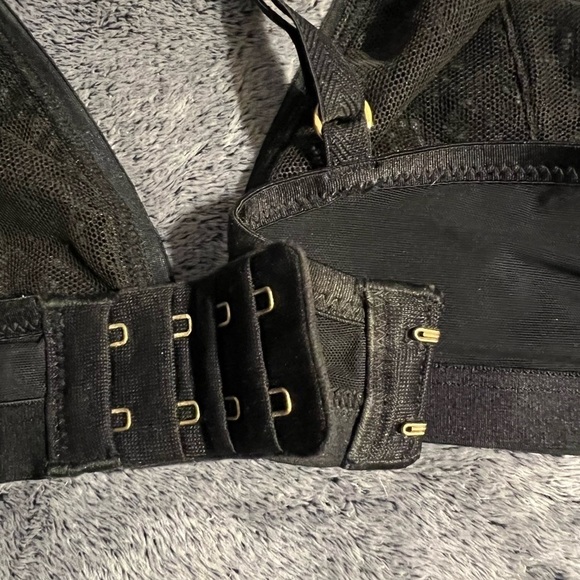 Victoria's Secret Black Lace Bralette Size L NWOT - Picture 4 of 6